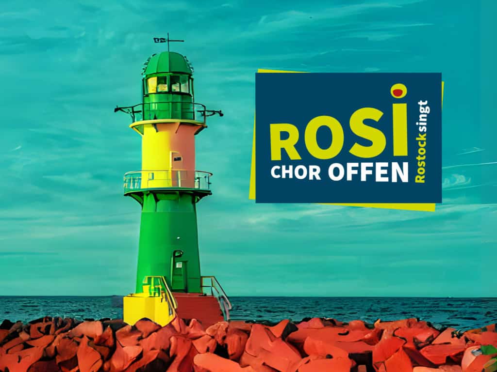 Bildmontage: Logo von Rostock singt vor einem Bild des grünen Warnemünder Molen-Leuchtfeuers