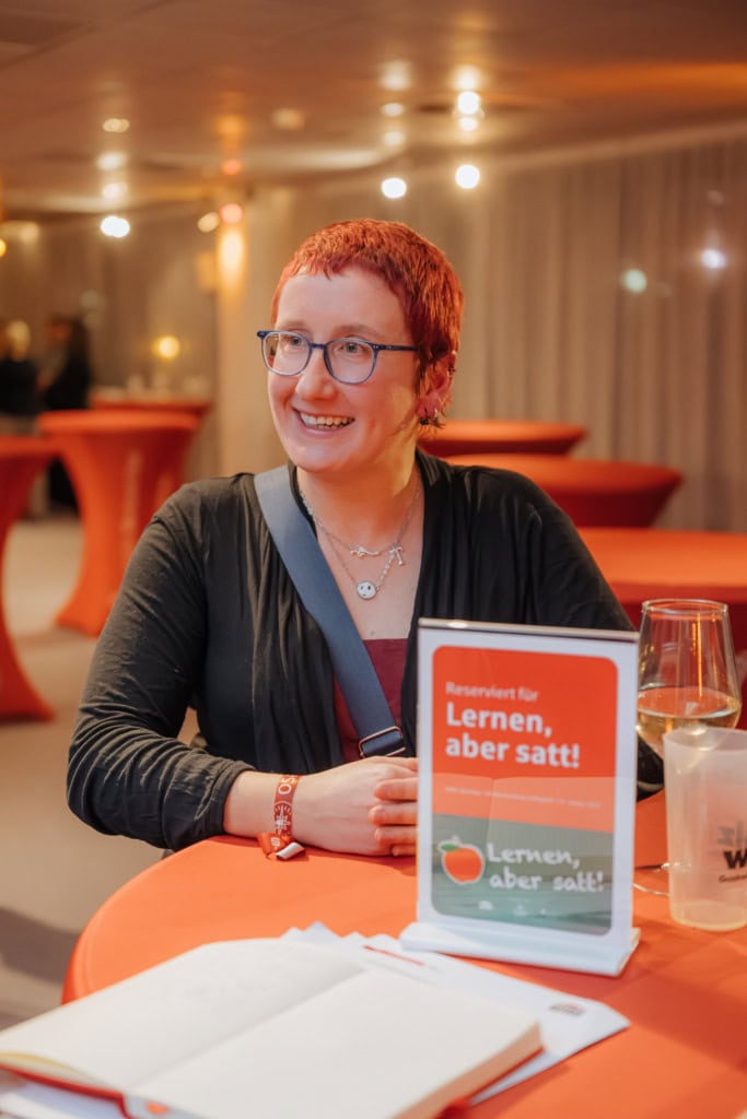 Tina Mentzel, DRK, »Grundschule an den Weiden«: »Das Konzept unseres Schulfrühstücks: An einem festen Tag frühstücken alle Kinder einer Klassenstufe miteinander, jede Woche eine andere. Dabei geht es um Gemeinschaft und natürlich ums gesunde Essen.